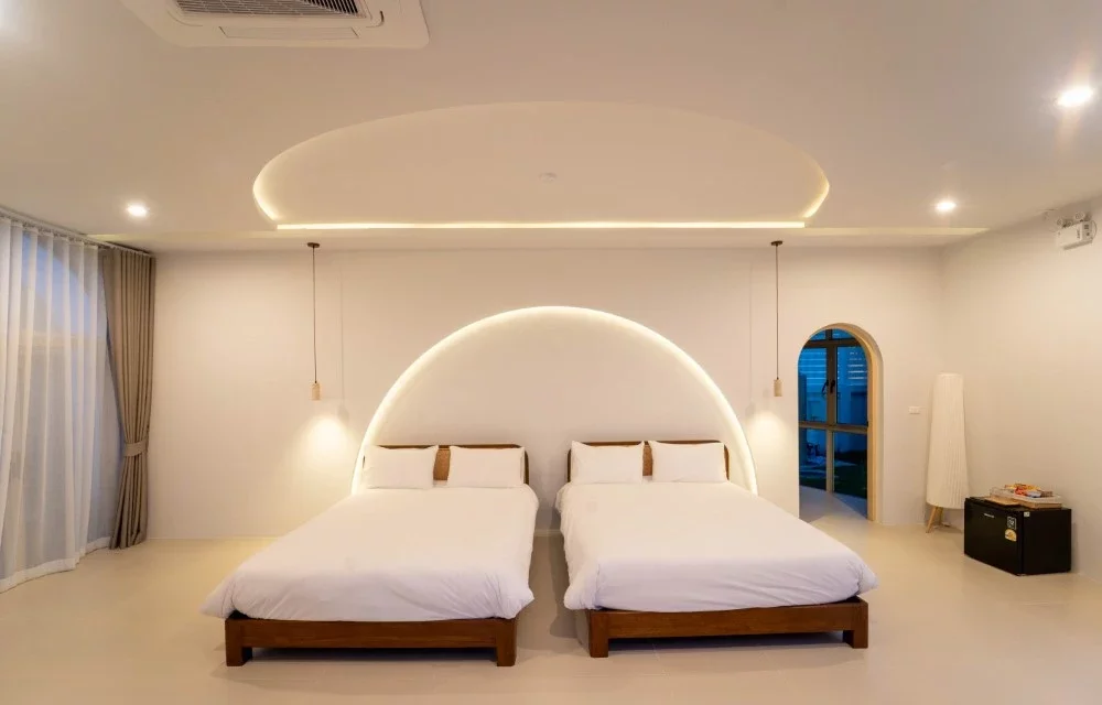 Gallery Picture